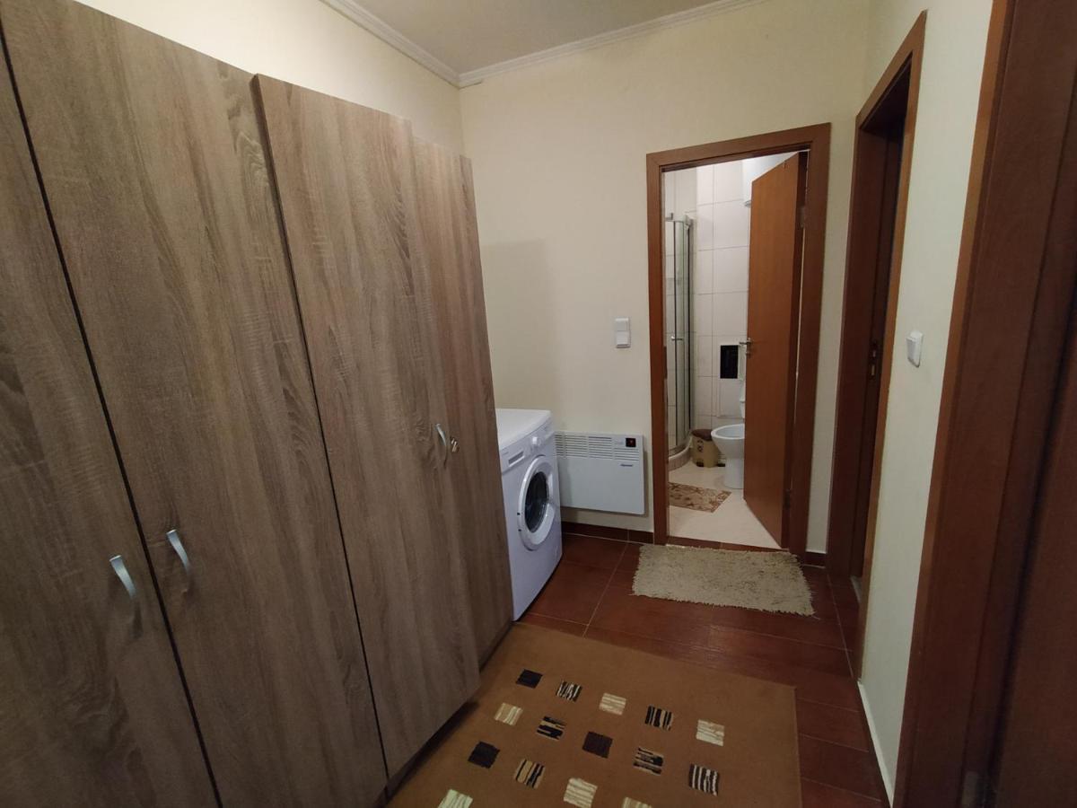 Pine Tree Apartment 3 - B3 Bansko Exterior foto